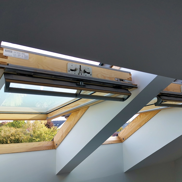 Les fenêtres de toit Velux expertise Service Ouest Habitat - rénovation de toiture et de façade en Basse-Normandie